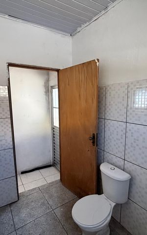 Casa para alugar com 55m², 1 quarto e sem vaga Casa para alugar com 55m², 1 quarto e sem vagaBanheiro