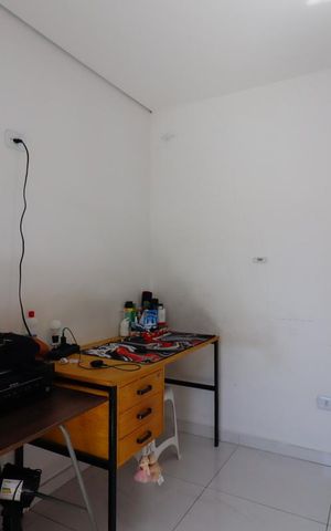 Casa à venda com 73m², 3 quartos e 2 vagasQuarto 3