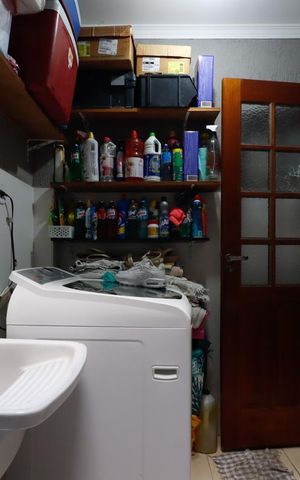 Casa à venda com 73m², 3 quartos e 2 vagasÁrea de Serviço