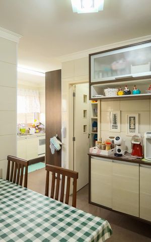 Apartamento à venda com 140m², 4 quartos e 3 vagasCozinha