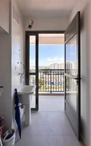 Apartamento à venda com 61m², 2 quartos e 1 vaga Apartamento à venda com 61m², 2 quartos e 1 vagaÁrea de Serviço