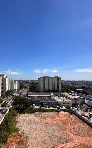Apartamento à venda com 61m², 2 quartos e 1 vaga Apartamento à venda com 61m², 2 quartos e 1 vagaVista da Sacada