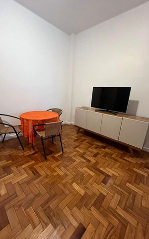 Studio à venda com 42m², 1 quarto e sem vagaSala