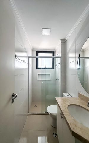 Apartamento para alugar com 186m², 3 quartos e 4 vagas Apartamento para alugar com 186m², 3 quartos e 4 vagasBanheiro da Suíte 2