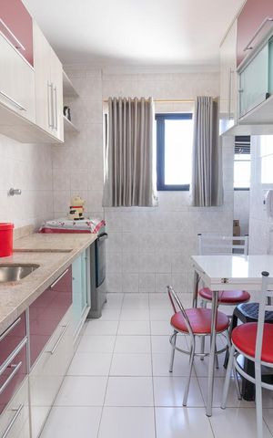 Apartamento à venda com 74m², 2 quartos e 2 vagas Apartamento à venda com 74m², 2 quartos e 2 vagasCozinha