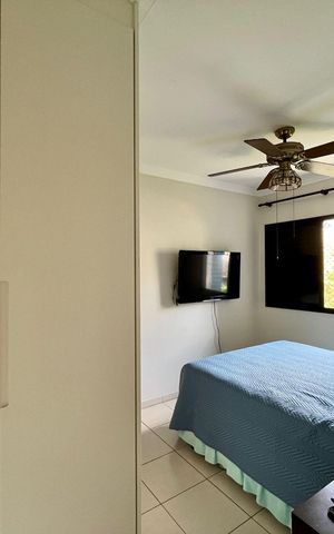 Apartamento à venda com 130m², 4 quartos e 3 vagas Apartamento à venda com 130m², 4 quartos e 3 vagasSuíte