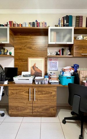 Apartamento à venda com 130m², 4 quartos e 3 vagas Apartamento à venda com 130m², 4 quartos e 3 vagasQuarto 4