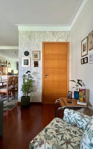 Apartamento à venda com 130m², 4 quartos e 3 vagas Apartamento à venda com 130m², 4 quartos e 3 vagasSala