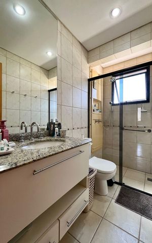 Apartamento à venda com 130m², 4 quartos e 3 vagas Apartamento à venda com 130m², 4 quartos e 3 vagasBanheiro