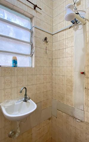 Casa à venda com 150m², 2 quartos e 1 vaga