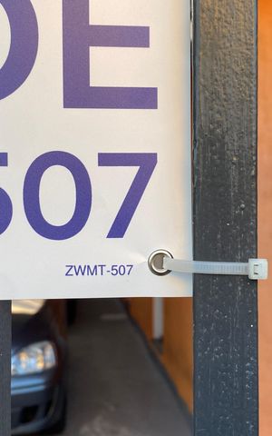 Casa à venda com 84m², 2 quartos e 3 vagas Casa à venda com 84m², 2 quartos e 3 vagasPlaquinha Cod - ZWMT-507