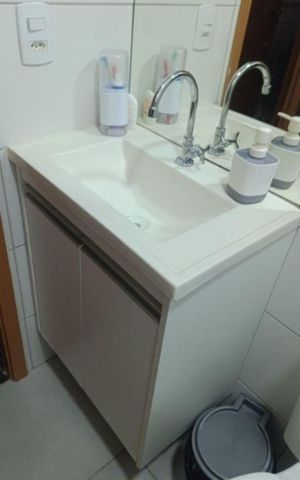 Apartamento à venda com 48m², 2 quartos e 2 vagas Apartamento à venda com 48m², 2 quartos e 2 vagasBanheiro