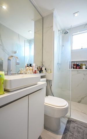 Apartamento à venda com 65m², 3 quartos e 2 vagasBanheiro Suíte 