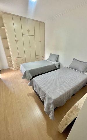 Casa para alugar com 213m², 4 quartos e 5 vagas Casa para alugar com 213m², 4 quartos e 5 vagasQuarto