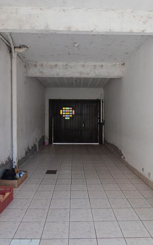 Casa à venda com 195m², 3 quartos e 2 vagasGaragem