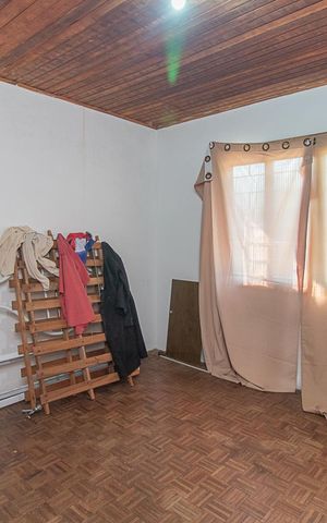 Casa à venda com 195m², 3 quartos e 2 vagasQuarto 4