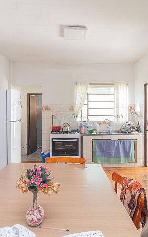Casa à venda com 195m², 3 quartos e 2 vagasCozinha
