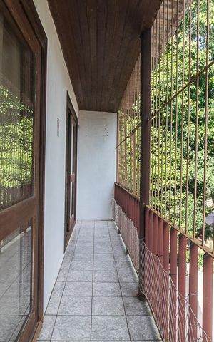 Casa à venda com 195m², 3 quartos e 2 vagasSacada