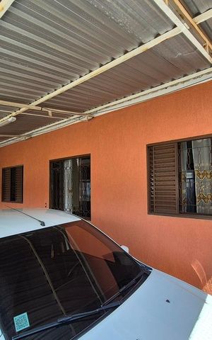 Casa à venda com 250m², 5 quartos e 1 vaga Casa à venda com 250m², 5 quartos e 1 vagaGaragem