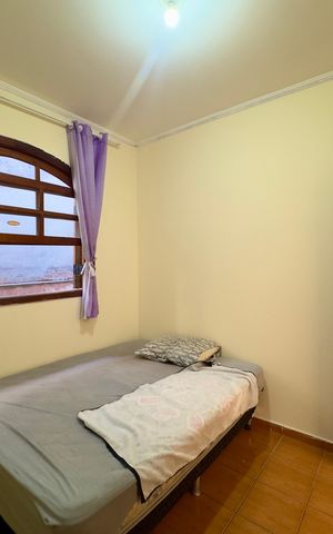 Casa à venda com 250m², 3 quartos e 2 vagas Casa à venda com 250m², 3 quartos e 2 vagasQuarto
