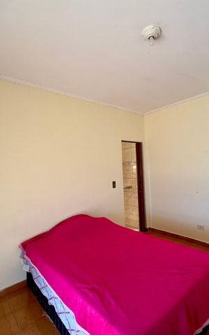 Casa à venda com 250m², 3 quartos e 2 vagas Casa à venda com 250m², 3 quartos e 2 vagasSuíte