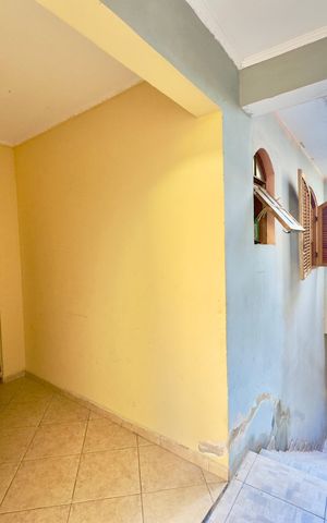 Casa à venda com 250m², 3 quartos e 2 vagas Casa à venda com 250m², 3 quartos e 2 vagasHall de entrada
