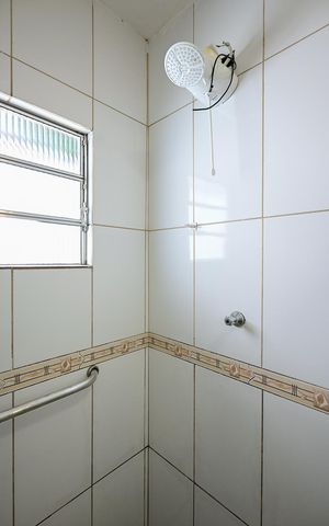 Casa à venda com 120m², 2 quartos e 1 vagaBanheiro