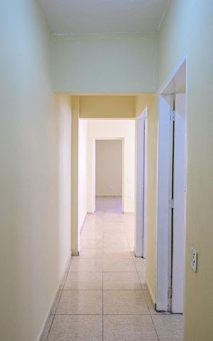 Casa à venda com 120m², 2 quartos e 1 vagaCorredor