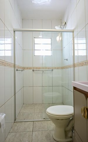Casa à venda com 120m², 2 quartos e 1 vagaBanheiro