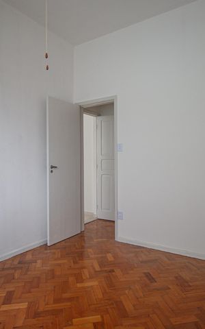 Apartamento à venda com 80m², 2 quartos e 2 vagas Apartamento à venda com 80m², 2 quartos e 2 vagasQuarto 2