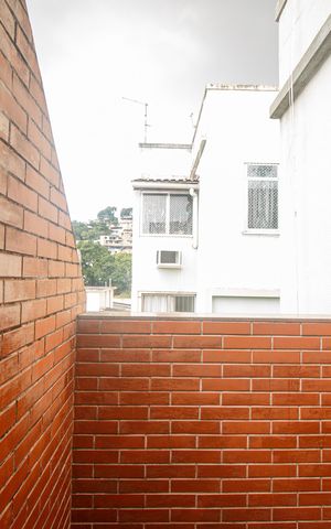 Apartamento à venda com 80m², 2 quartos e 2 vagas Apartamento à venda com 80m², 2 quartos e 2 vagasSala Varanda