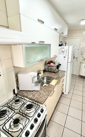 Apartamento à venda com 90m², 3 quartos e 2 vagas Apartamento à venda com 90m², 3 quartos e 2 vagasCozinha