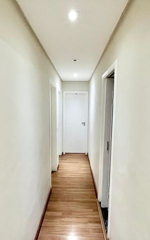 Apartamento à venda com 90m², 3 quartos e 2 vagas Apartamento à venda com 90m², 3 quartos e 2 vagasCorredor