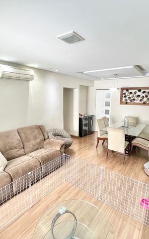 Apartamento à venda com 90m², 3 quartos e 2 vagas Apartamento à venda com 90m², 3 quartos e 2 vagasSala
