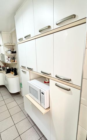 Apartamento à venda com 90m², 3 quartos e 2 vagas Apartamento à venda com 90m², 3 quartos e 2 vagasCozinha