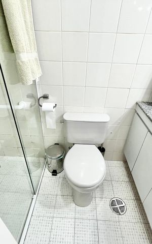 Apartamento à venda com 90m², 3 quartos e 2 vagas Apartamento à venda com 90m², 3 quartos e 2 vagasBanheiro