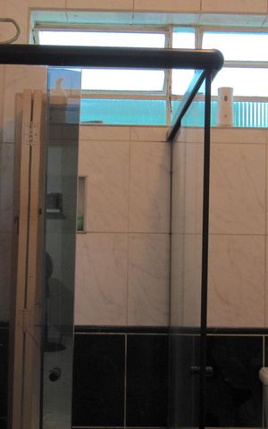 Casa à venda com 230m², 5 quartos e 3 vagasBanheiro social 2