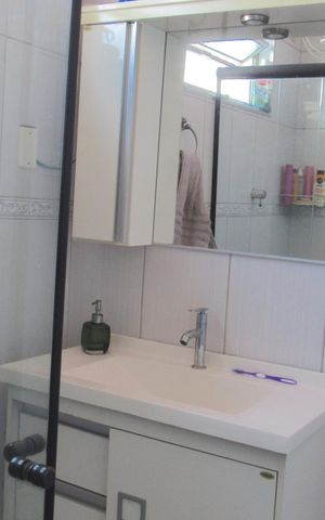 Casa à venda com 230m², 5 quartos e 3 vagasBanheiro social