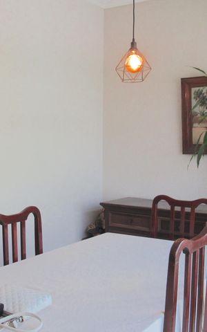 Casa à venda com 230m², 5 quartos e 3 vagasSala