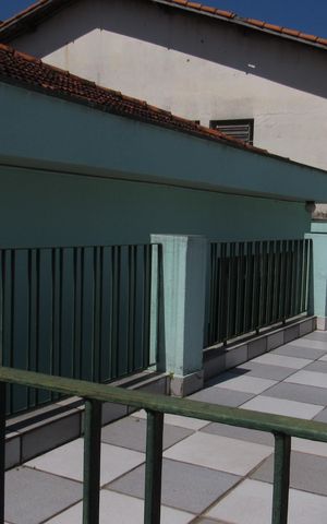Casa à venda com 230m², 5 quartos e 3 vagasÁrea externa -Varanda