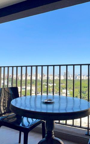 Studio para alugar com 28m², 1 quarto e sem vaga Studio para alugar com 28m², 1 quarto e sem vagaVaranda