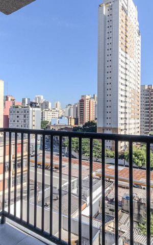 Apartamento à venda com 32m², 2 quartos e sem vaga Apartamento à venda com 32m², 2 quartos e sem vagaVaranda