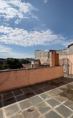 Casa à venda com 125m², 5 quartos e 2 vagas Casa à venda com 125m², 5 quartos e 2 vagasQuintal superior