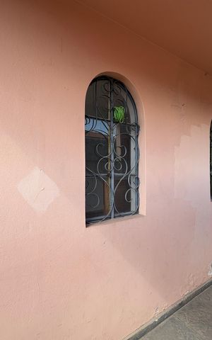 Casa à venda com 125m², 5 quartos e 2 vagas Casa à venda com 125m², 5 quartos e 2 vagasCorredor externo