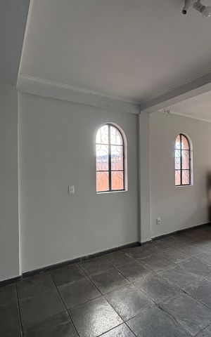 Casa à venda com 125m², 5 quartos e 2 vagas Casa à venda com 125m², 5 quartos e 2 vagasQuarto de Serviço 1