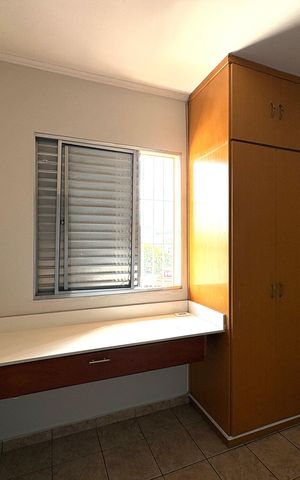 Casa à venda com 125m², 5 quartos e 2 vagas Casa à venda com 125m², 5 quartos e 2 vagasQuarto 1