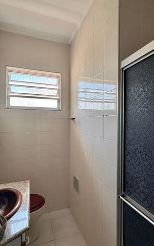 Casa à venda com 125m², 5 quartos e 2 vagas Casa à venda com 125m², 5 quartos e 2 vagasBanheiro