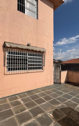 Casa à venda com 125m², 5 quartos e 2 vagas Casa à venda com 125m², 5 quartos e 2 vagasQuintal superior
