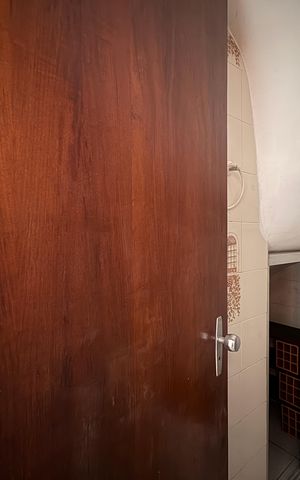 Casa à venda com 125m², 5 quartos e 2 vagas Casa à venda com 125m², 5 quartos e 2 vagasLavabo