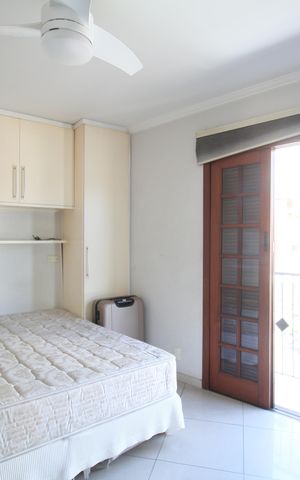 Casa à venda com 200m², 3 quartos e 2 vagassuíte 